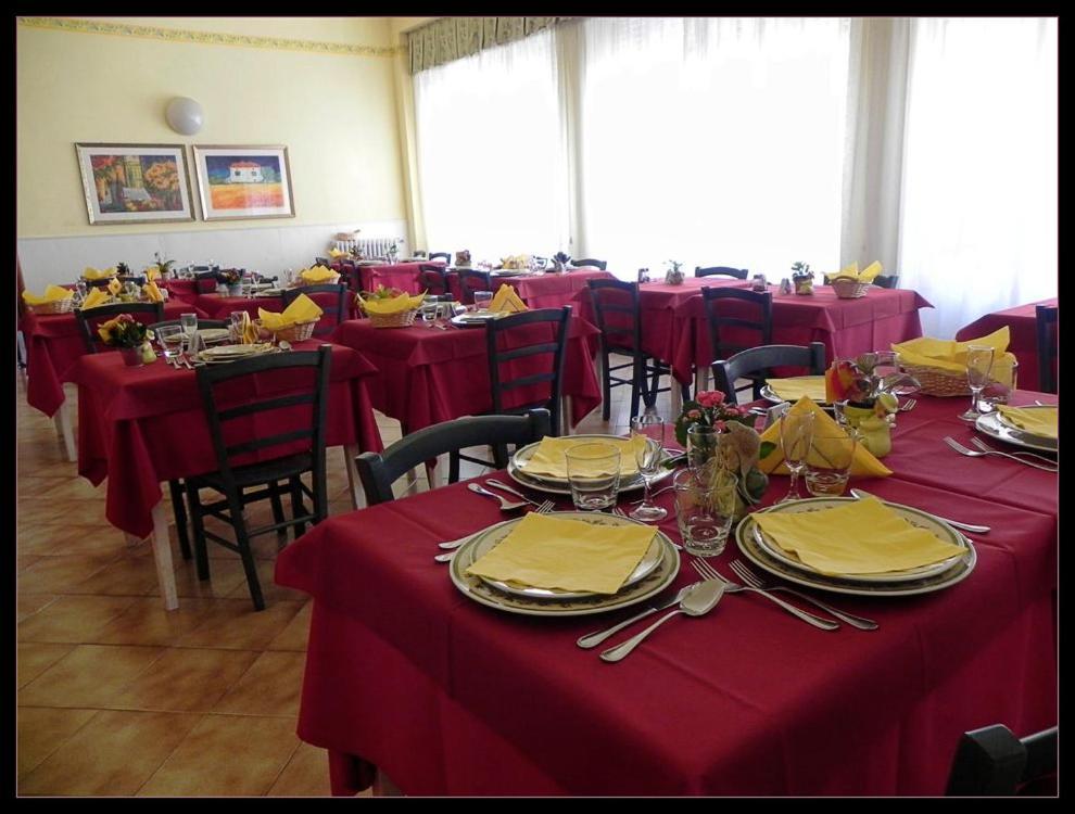 Hotel Eros Lido di Camaiore Esterno foto