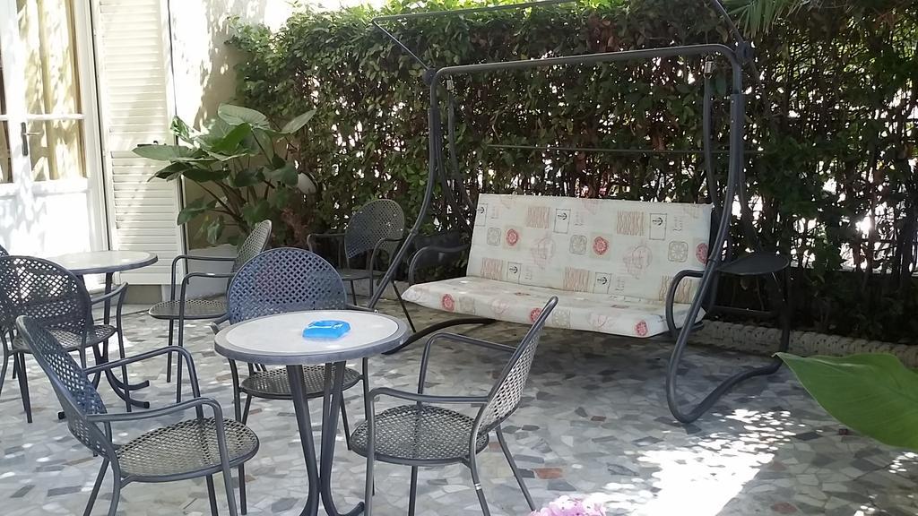 Hotel Eros Lido di Camaiore Esterno foto