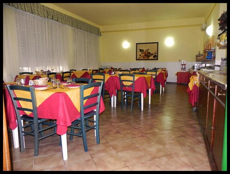 Hotel Eros Lido di Camaiore Esterno foto